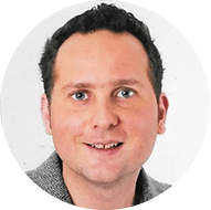 Portrait de Stéphane Rochel, voyant sérieux et medium reconnu